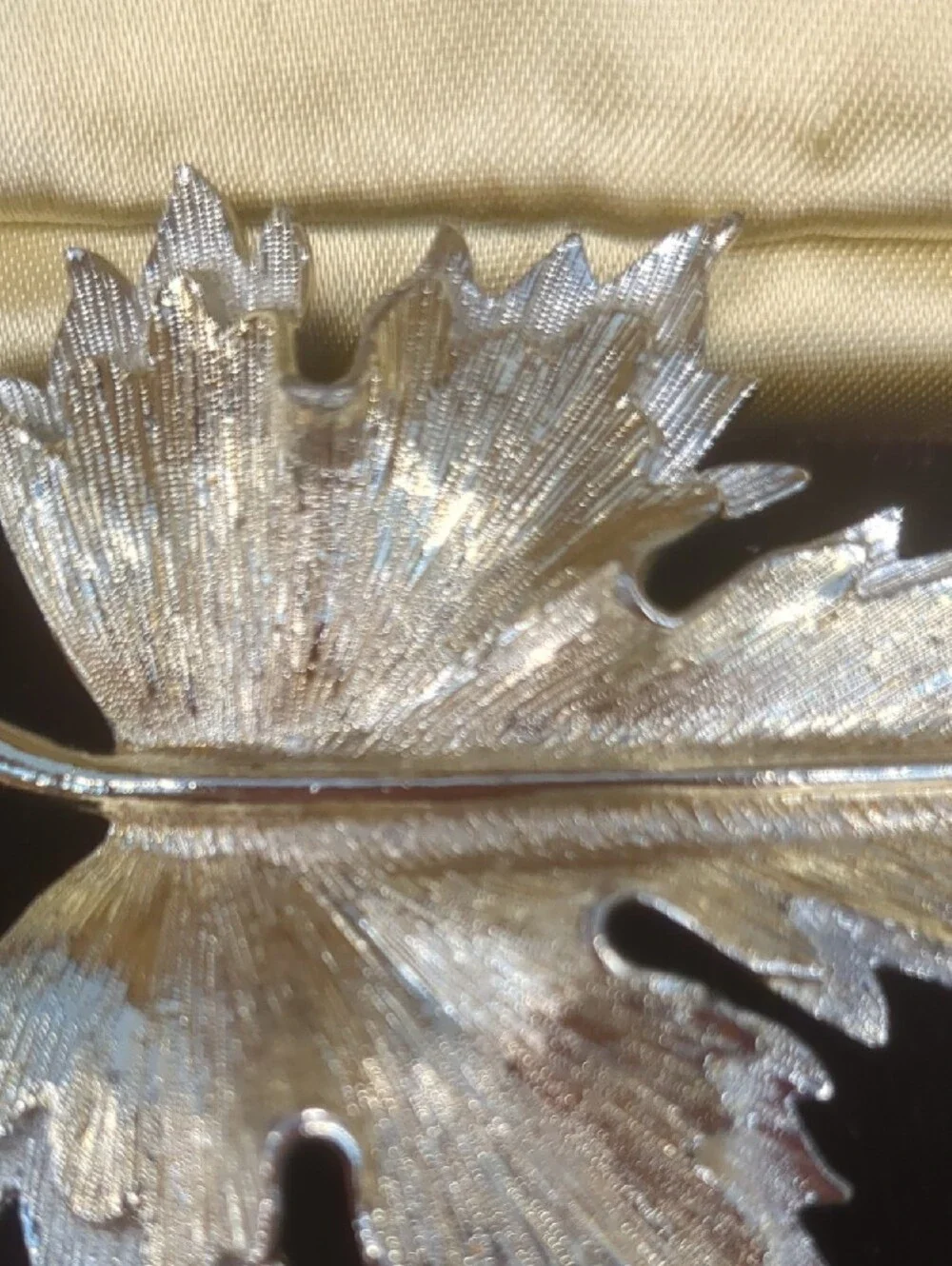 Vintage Sarah Coventry Silver-Tone Leaf Brooch